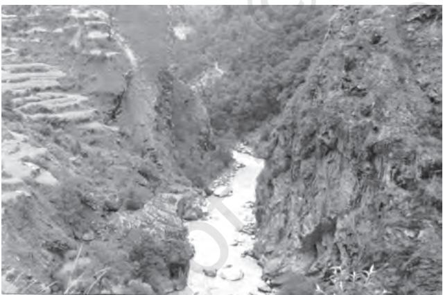 Figure 2.1 : A Gorge