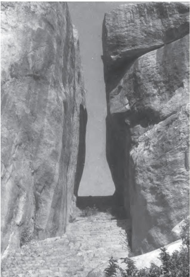 Figure 6.1 : The Valley of Kaveri river near Hogenekal, Dharmapuri district, Tamil Nadu in the form of gorge