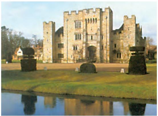 Hever Castle,
England, thirteenth
century.