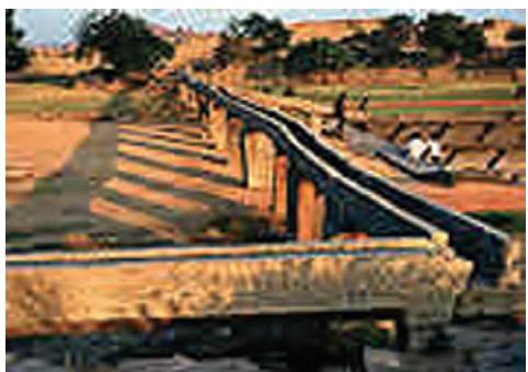 Fig. 7.5
An aqueduct leading into the royal centre