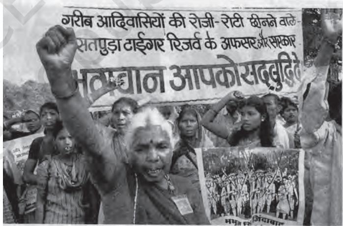 जनजातीय लोगों का संघर्ष जारी